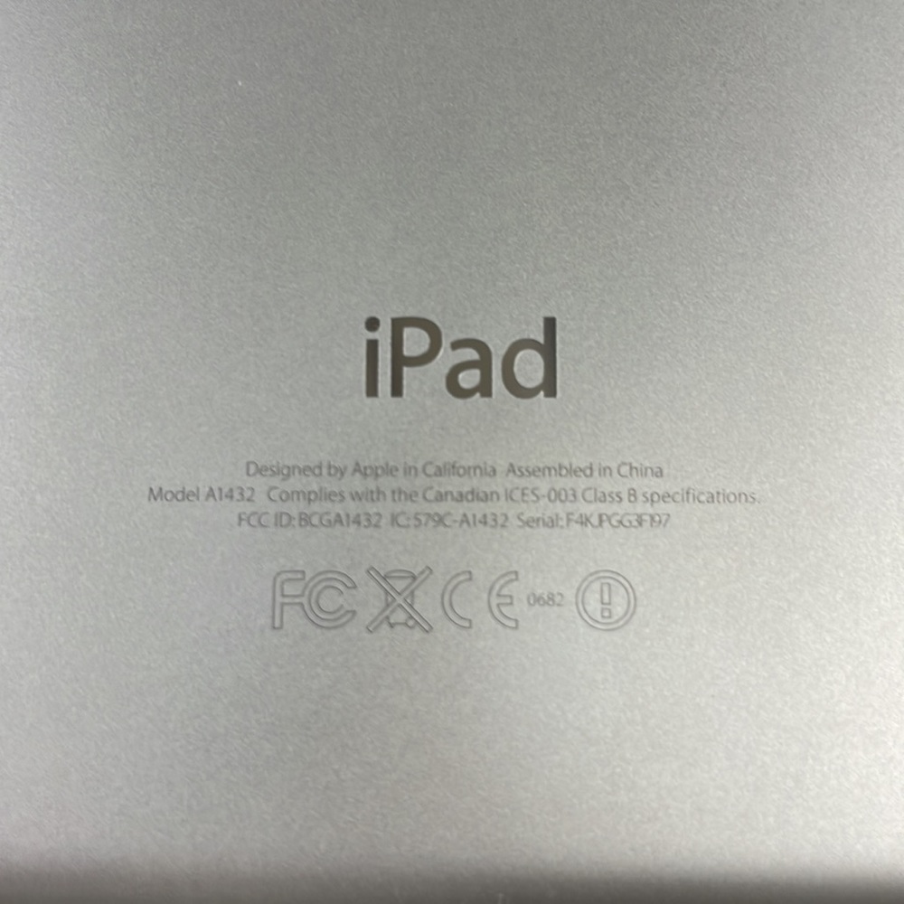 Original iPad mini w/ keypad - Picture 4 of 4